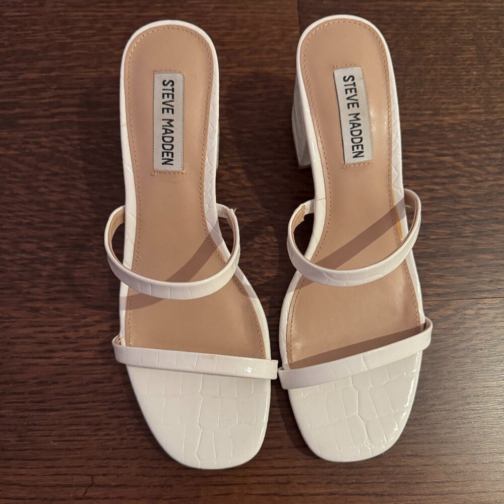 Steve Madden White Crocodile Block Heel Shoes Size 9
